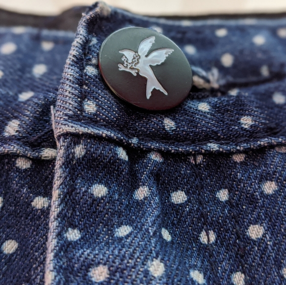 One Teaspoon distressed short shorts - Picture 6 of 10